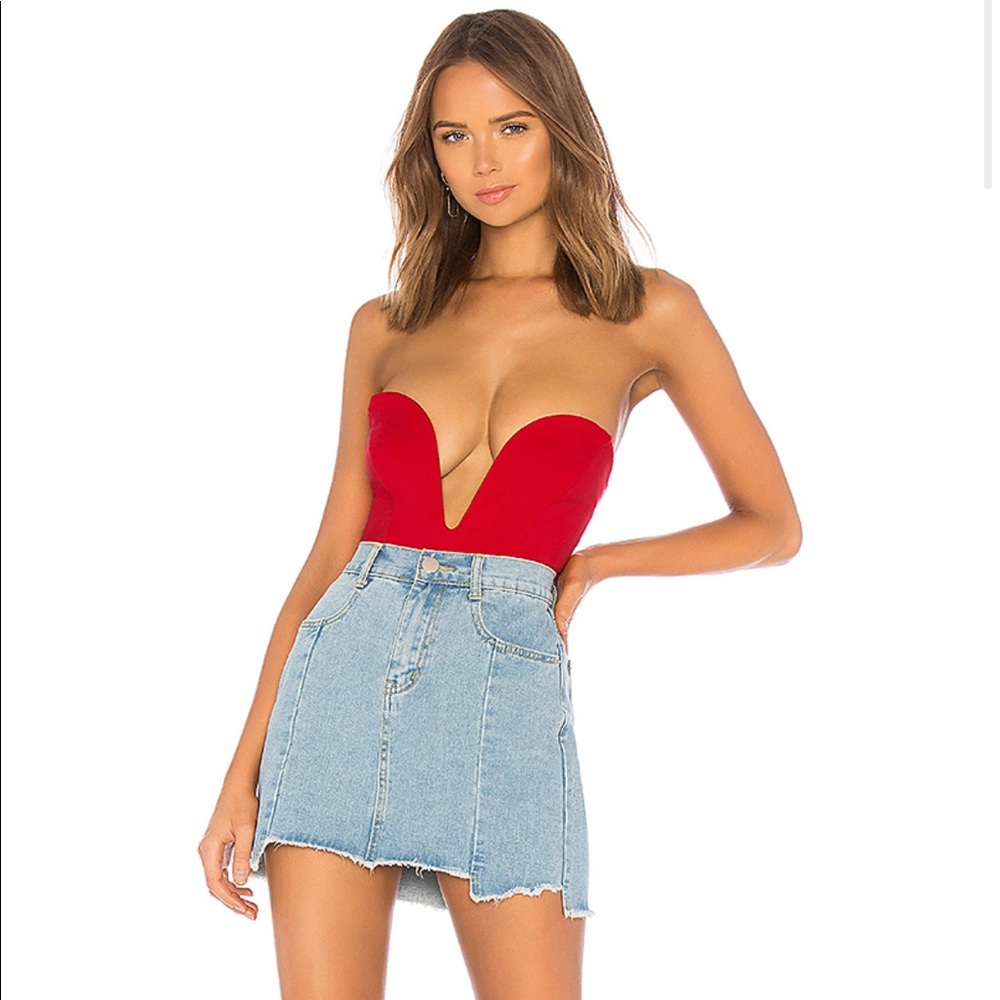 H:ours Felicity Bodysuit in Crimson XXS